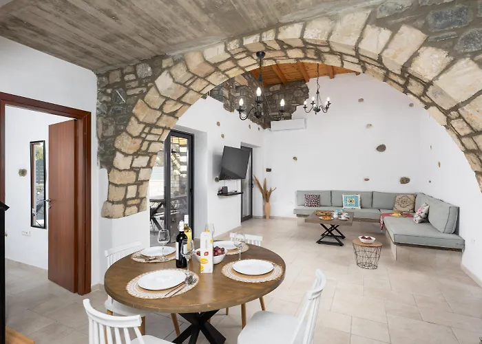 La Casa Di Pietre 1 *