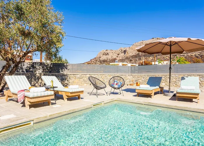 La Casa Di Pietre 1 فيلة كوتاري