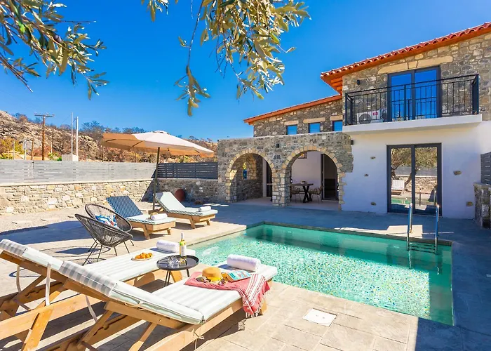 Villa La Casa Di Pietre 1 *