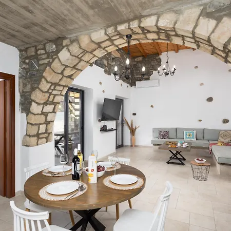 La Casa Di Pietre 1 *